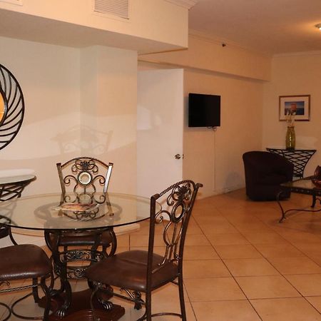 On Hollywood Beach - Affordable Two Bedrooms Sleeps 6 With Two Bathrooms Dania Beach Extérieur photo